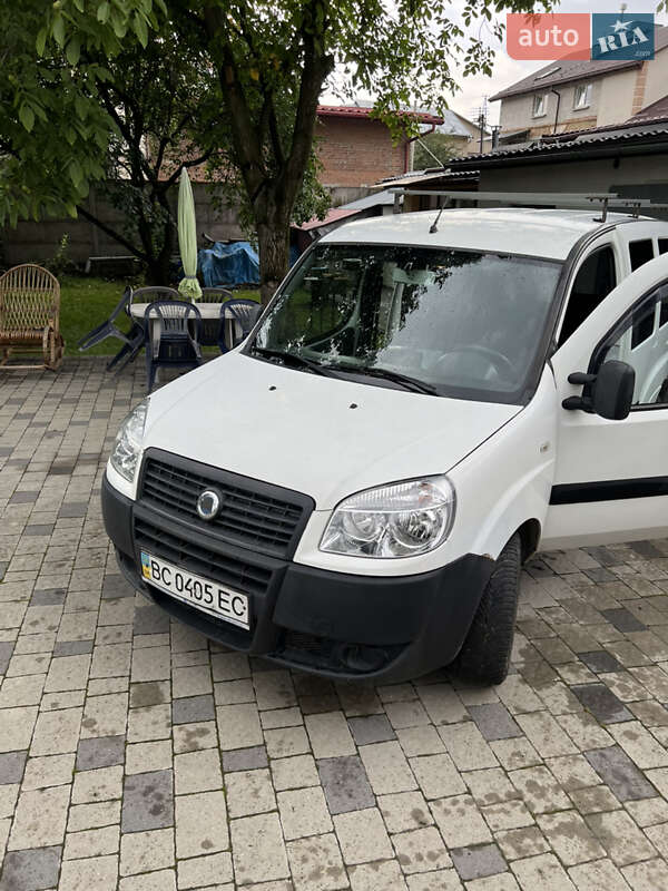 Минивэн Fiat Doblo 2007 в Львове