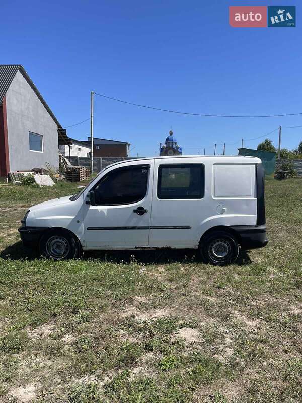 Минивэн Fiat Doblo 2000 в Новой Ушице