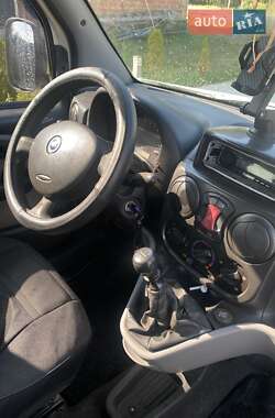 Минивэн Fiat Doblo 2006 в 