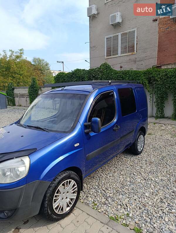 Минивэн Fiat Doblo 2006 в Калуше