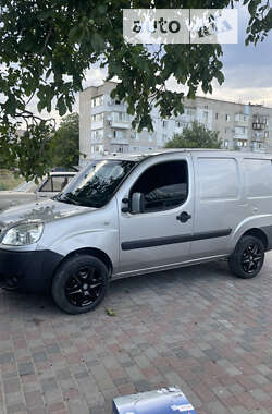 Вантажний фургон Fiat Doblo 2006 в Запоріжжі