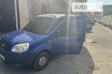 Минивэн Fiat Doblo 2007 в Киеве