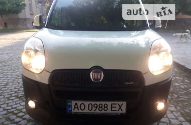 Грузопассажирский фургон Fiat Doblo 2010 в Мукачево