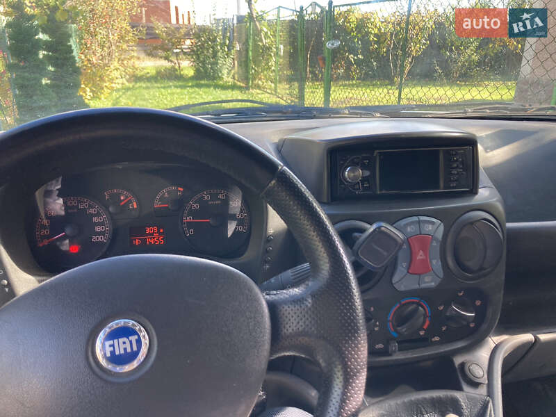 Минивэн Fiat Doblo 2006 в Ивано-Франковске