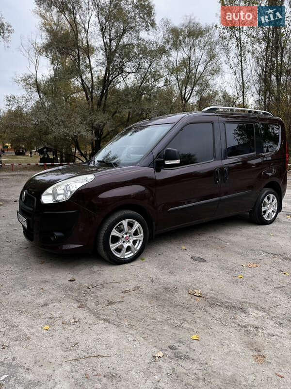 Мінівен Fiat Doblo 2011 в Сумах