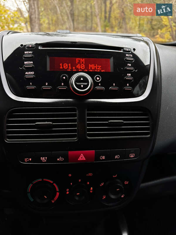 Мінівен Fiat Doblo 2011 в Сумах