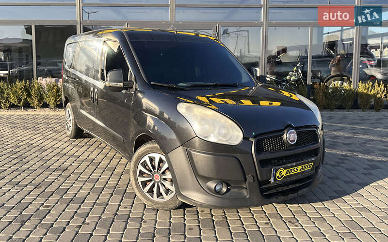 Вантажний фургон Fiat Doblo 2014 в Мукачевому