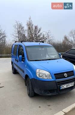 Грузопассажирский фургон Fiat Doblo 2009 в Львове