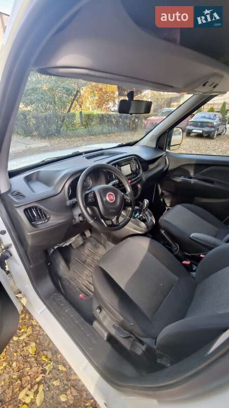 Грузовой фургон Fiat Doblo 2015 в Черновцах