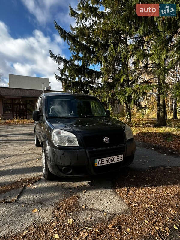 Минивэн Fiat Doblo 2008 в Днепре