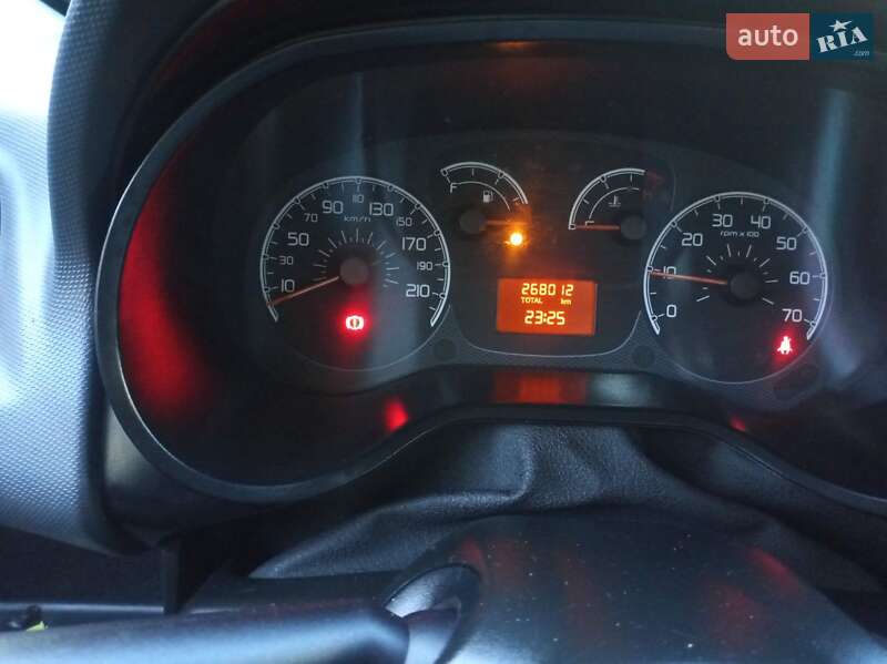 Минивэн Fiat Doblo 2013 в Киеве