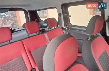 Минивэн Fiat Doblo 2010 в 