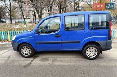 Минивэн Fiat Doblo 2007 в Киеве