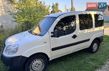 Минивэн Fiat Doblo 2009 в Вижнице