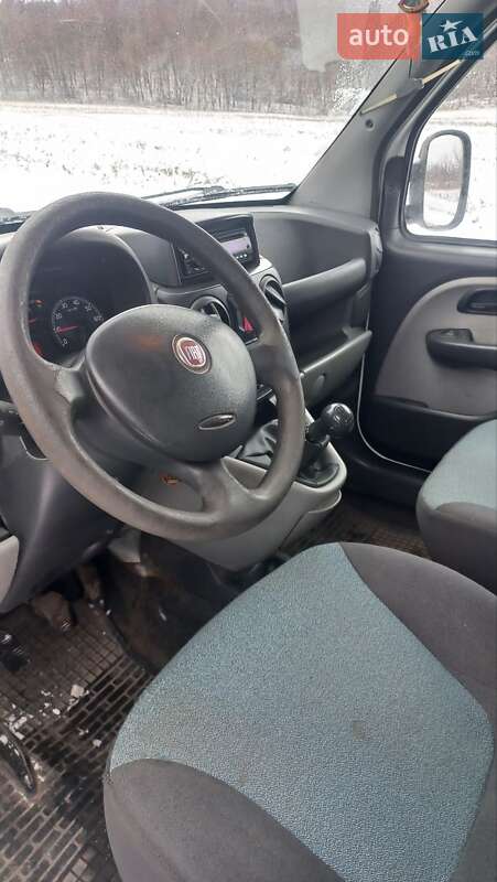 Минивэн Fiat Doblo 2008 в Сумах