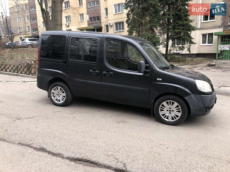 Минивэн Fiat Doblo 2008 в Днепре