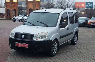 Мінівен Fiat Doblo 2009 в Києві