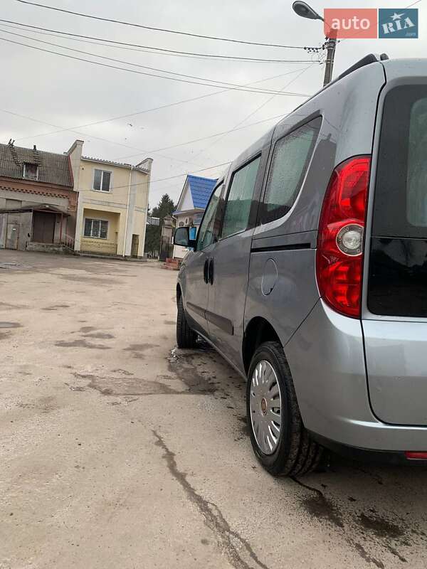 Минивэн Fiat Doblo 2010 в Виннице