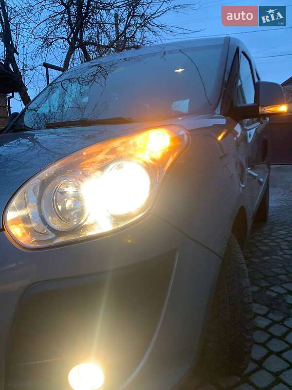 Минивэн Fiat Doblo 2010 в Виннице