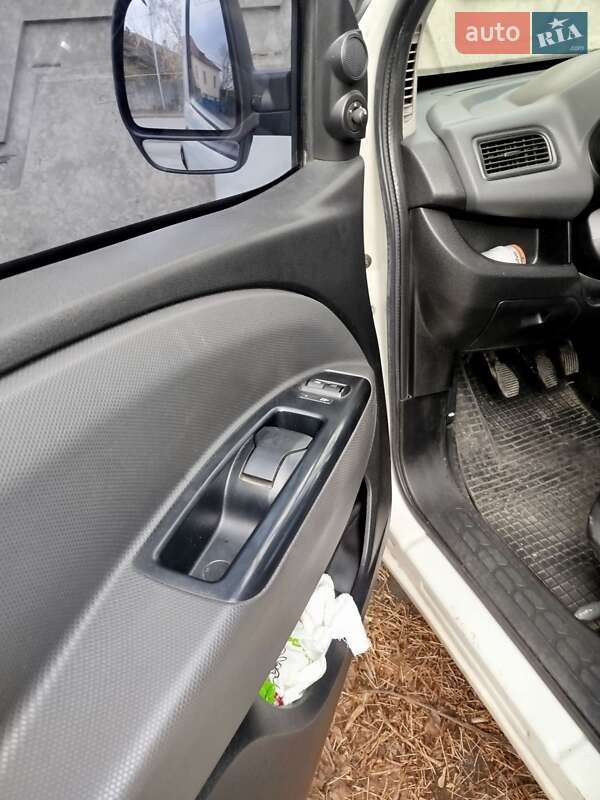 Минивэн Fiat Doblo 2012 в Днепре