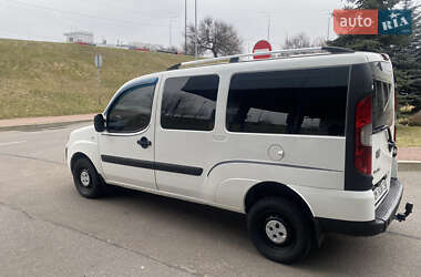 Минивэн Fiat Doblo 2008 в Киеве