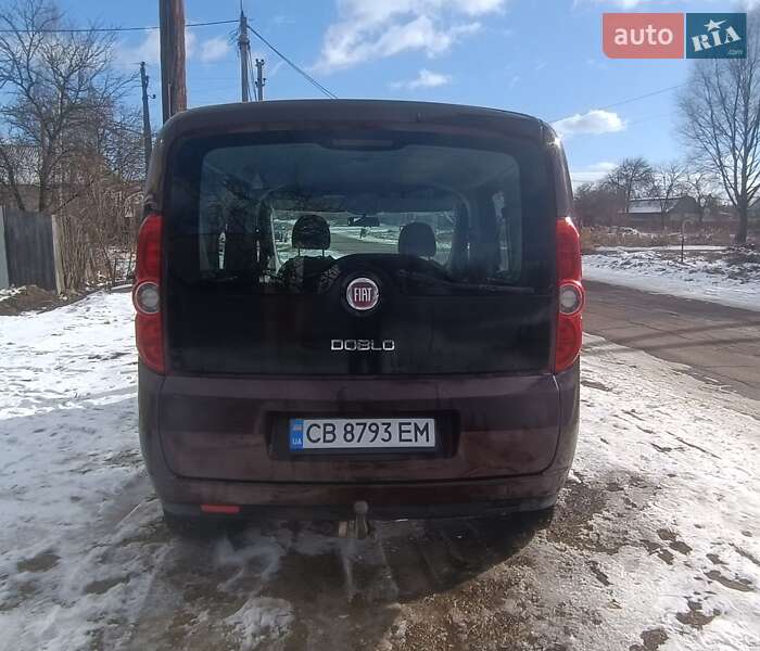 Минивэн Fiat Doblo 2013 в Репках