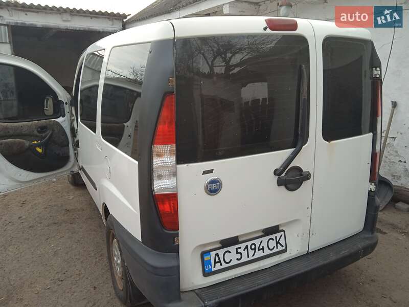 Минивэн Fiat Doblo 2003 в Владимире