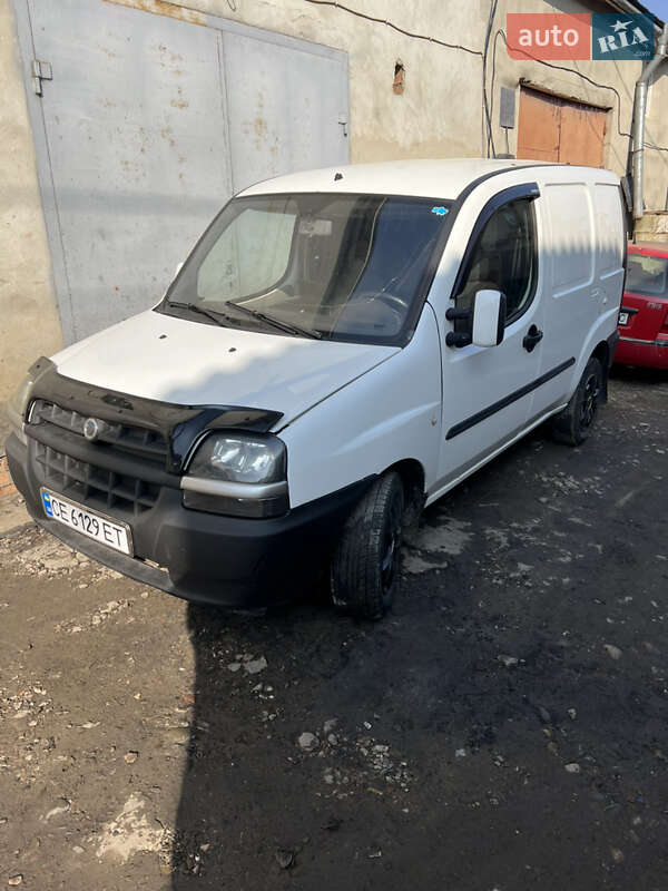 Вантажний фургон Fiat Doblo 2004 в 