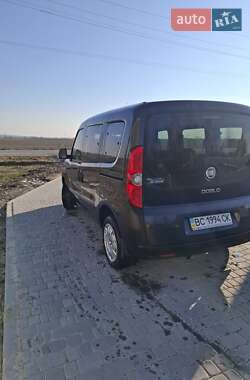 Мінівен Fiat Doblo 2011 в 