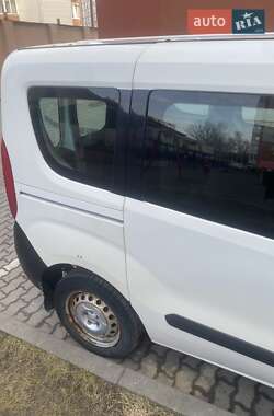 Минивэн Fiat Doblo 2015 в 