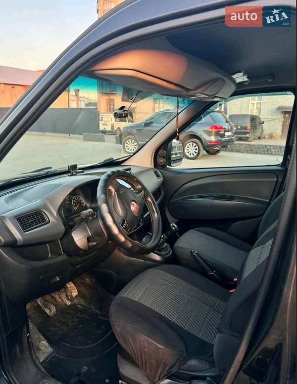 Минивэн Fiat Doblo 2012 в Львове