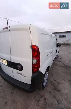 Вантажний фургон Fiat Doblo 2011 в 
