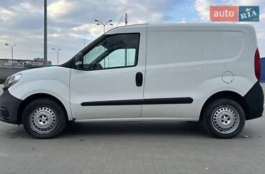 Грузовой фургон Fiat Doblo 2017 в 