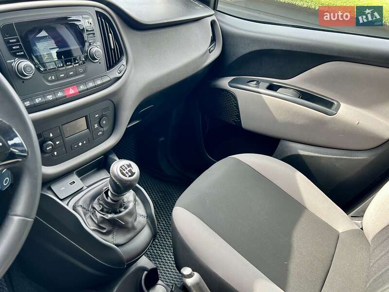 Минивэн Fiat Doblo 2019 в Киеве фото 20 Минивэн Fiat Doblo 2019 в Киеве