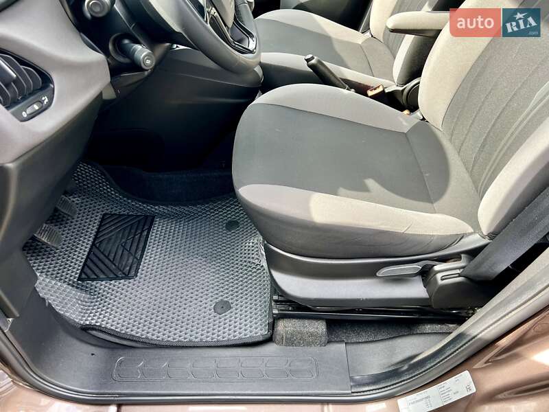 Минивэн Fiat Doblo 2019 в Киеве фото 21 Минивэн Fiat Doblo 2019 в Киеве