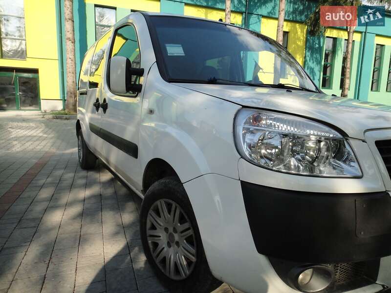 Минивэн Fiat Doblo 2008 в Тернополе
