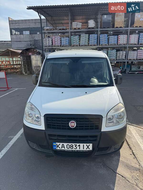 Грузовой фургон Fiat Doblo 2013 в 
