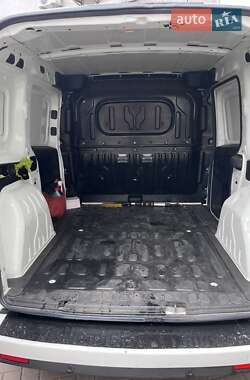 Грузовой фургон Fiat Doblo 2015 в 