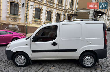 Грузовой фургон Fiat Doblo 2011 в 