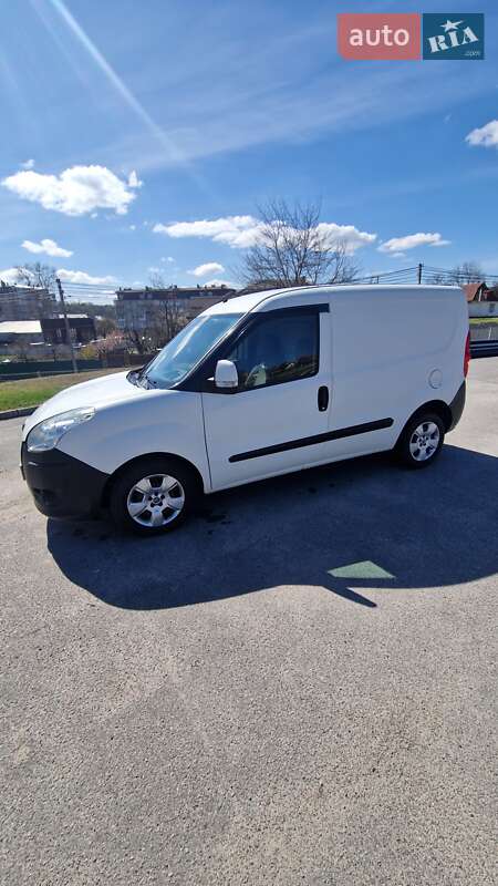 Грузовой фургон Fiat Doblo 2010 в Запорожье