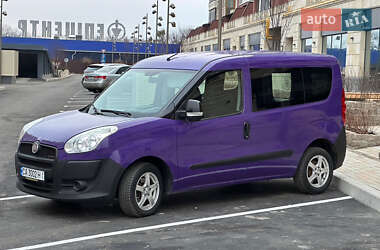 Минивэн Fiat Doblo 2011 в 
