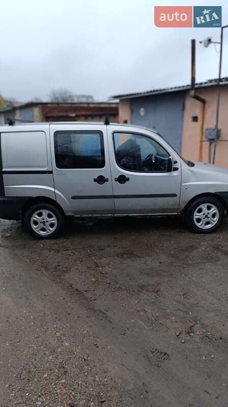 Fiat Doblo 2004