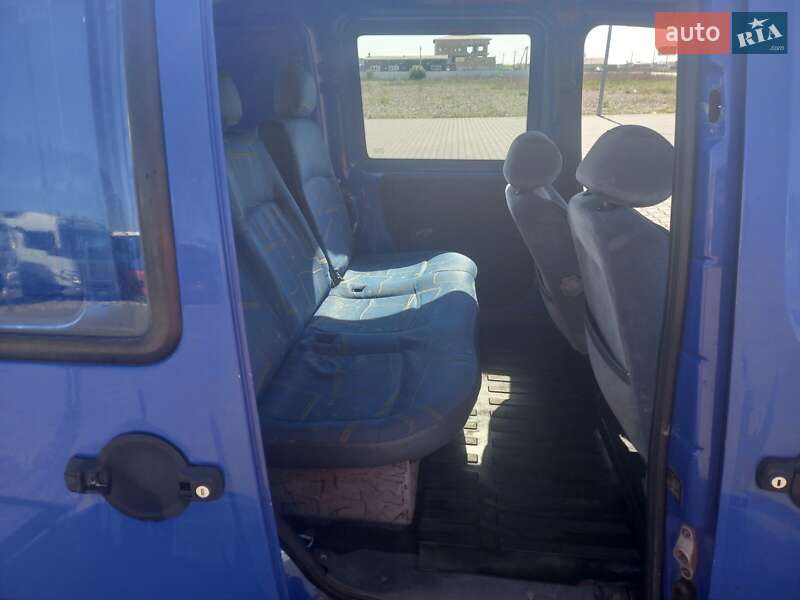 Мінівен Fiat Doblo 2005 в Чернівцях
