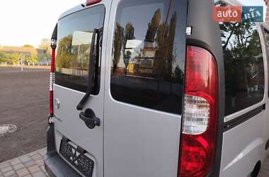 Мінівен Fiat Doblo 2011 в 