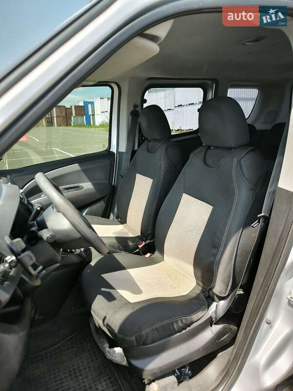 Минивэн Fiat Doblo 2012 в Одессе