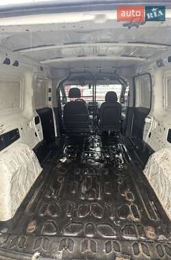 Вантажний фургон Fiat Doblo 2012 в 