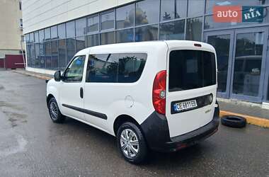 Вантажопасажирський фургон Fiat Doblo 2011 в 