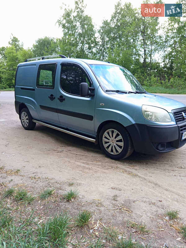 Минивэн Fiat Doblo 2006 в 
