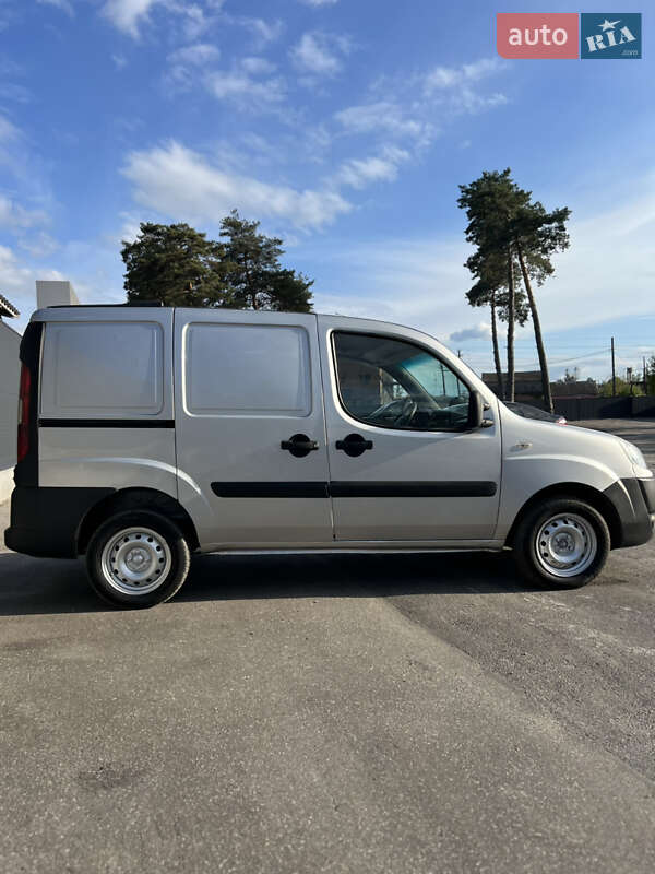 Минивэн Fiat Doblo 2008 в Виннице