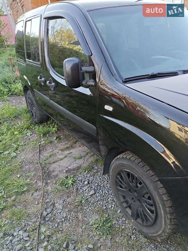 Минивэн Fiat Doblo 2006 в Хмельницком